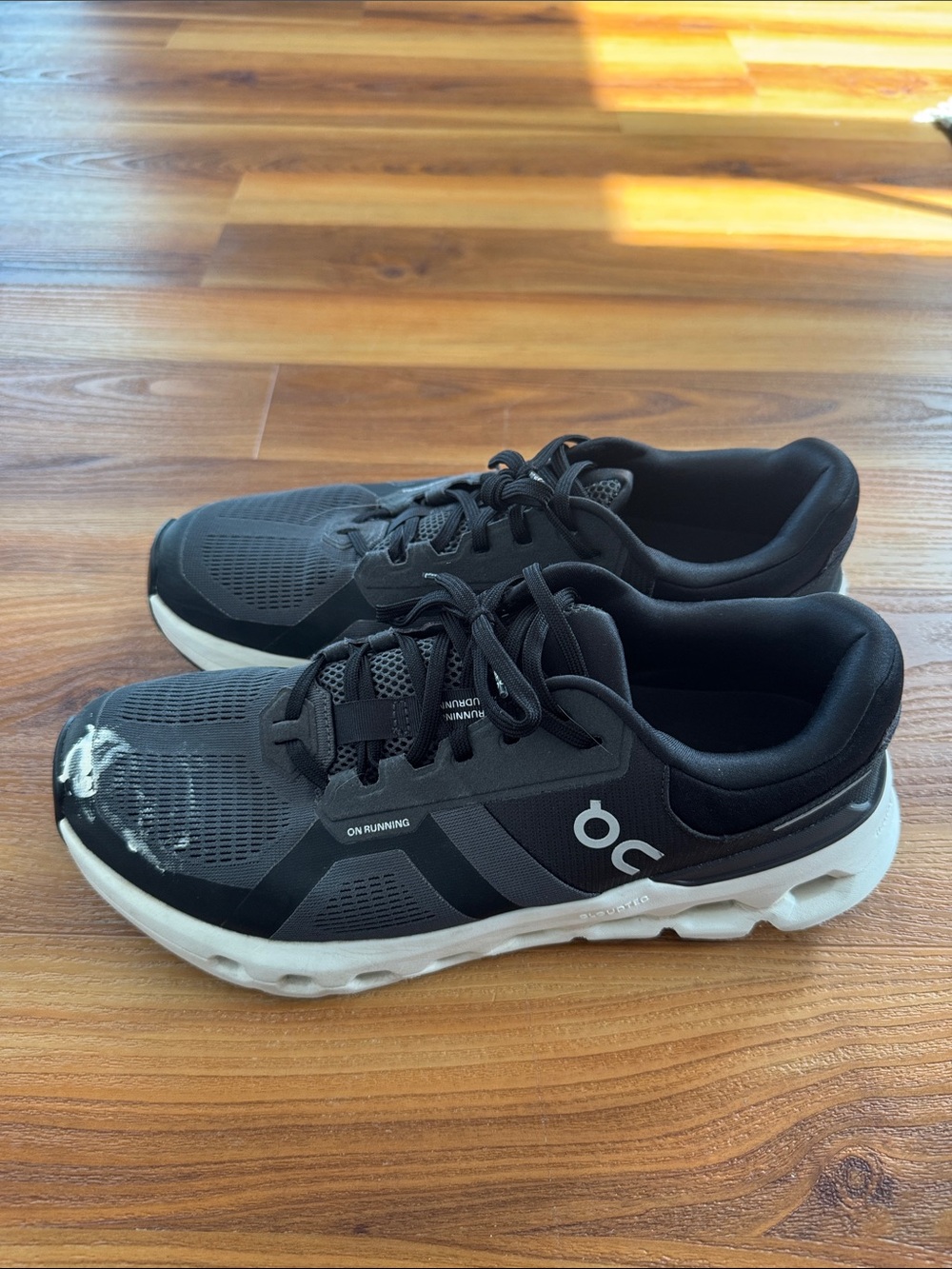 On Running Black and White Men's Athletic Shoes